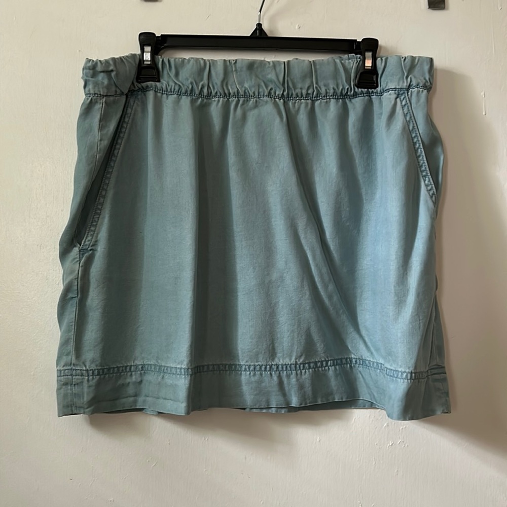 Banana Republic Chambray Skirt with Elastic Waist